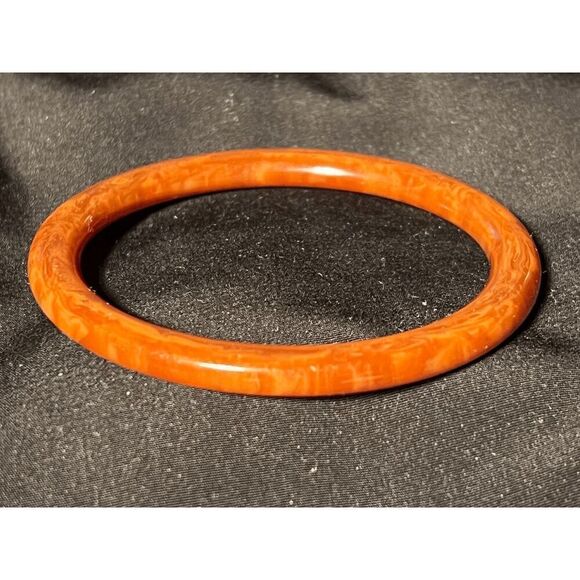 Vintage Jewelry - Vintage 70s Bakelite? Brown Acrylic Bracelet